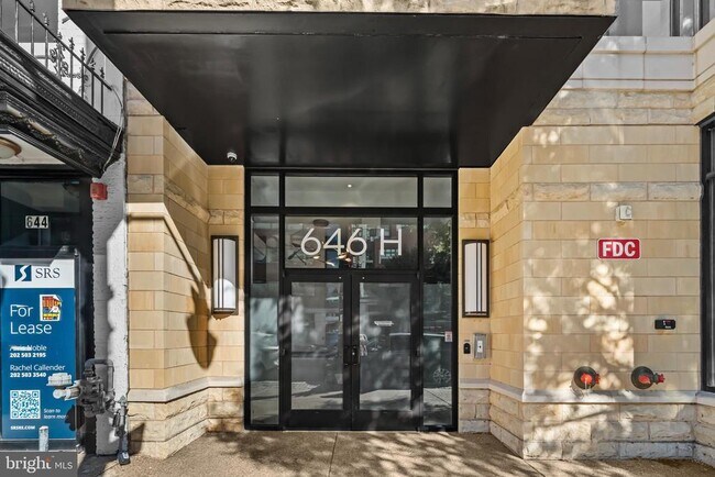 Building Photo - 646 H St NE