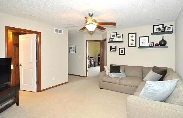 Building Photo - 15375 60th Ave N