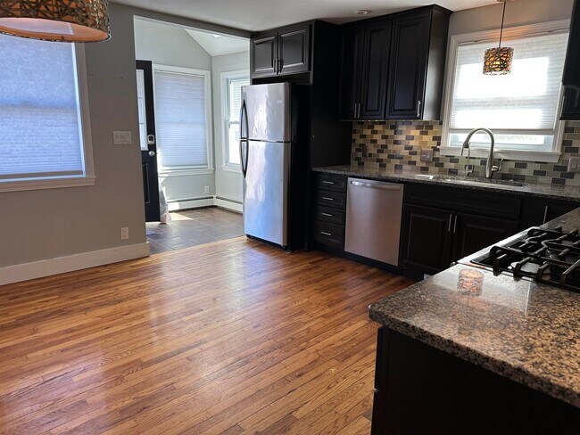 Building Photo - 15 Goen Rd