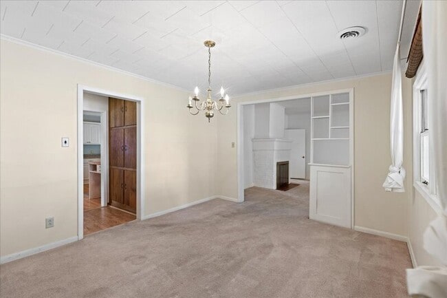 Building Photo - 309 S River Walk