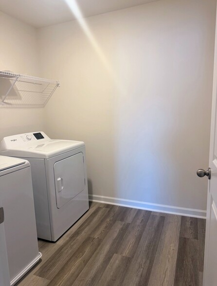 Building Photo - 601 Cordgrass Rd