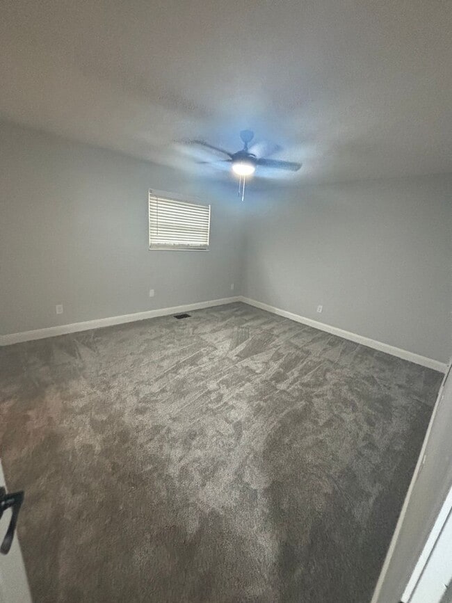 Building Photo - 3237 Summerhill Ln