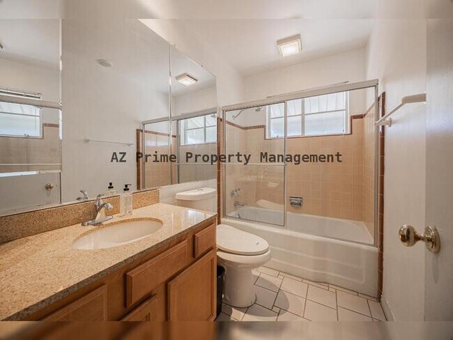 Building Photo - 3137 N 4th Ave