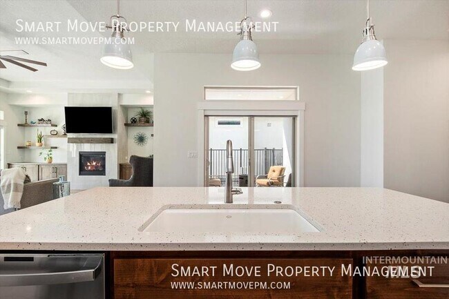 Building Photo - 6606 N Spindrift Way