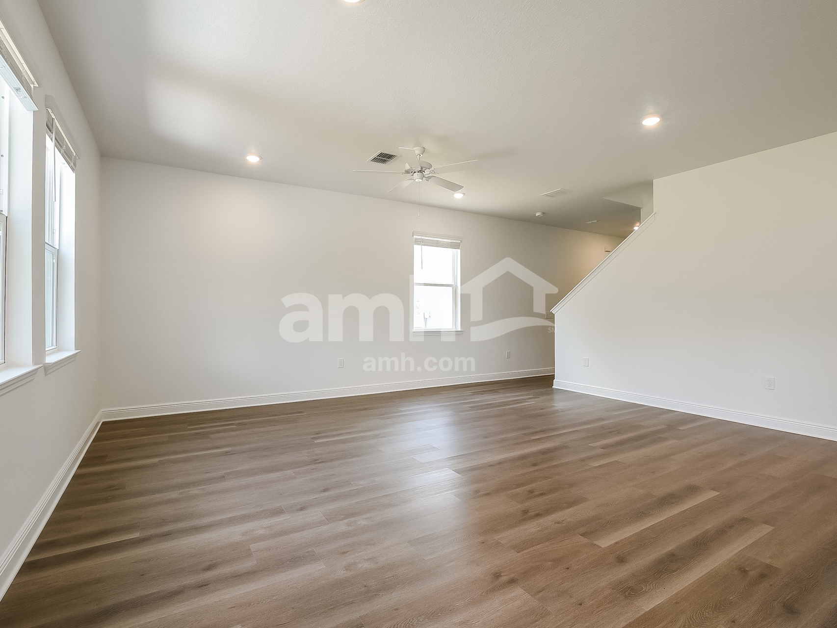 Building Photo - 1529 Blue Nile Pt