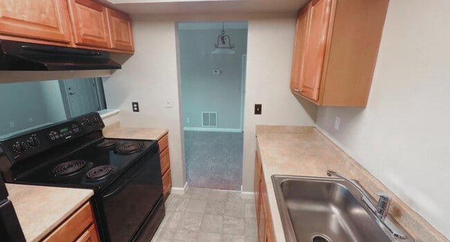 Building Photo - 1061 Mohr Ln