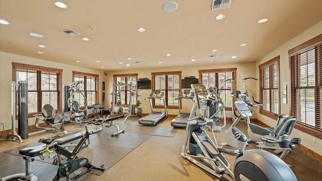 Building Photo - Fabulous Furnished Monterra 2 bd Condo