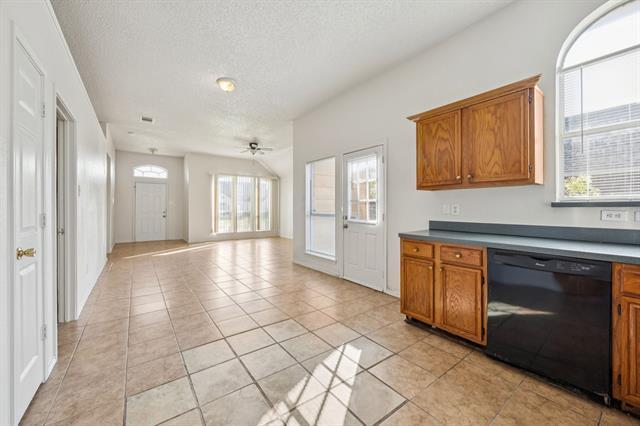 Building Photo - 1602 Develon Dr
