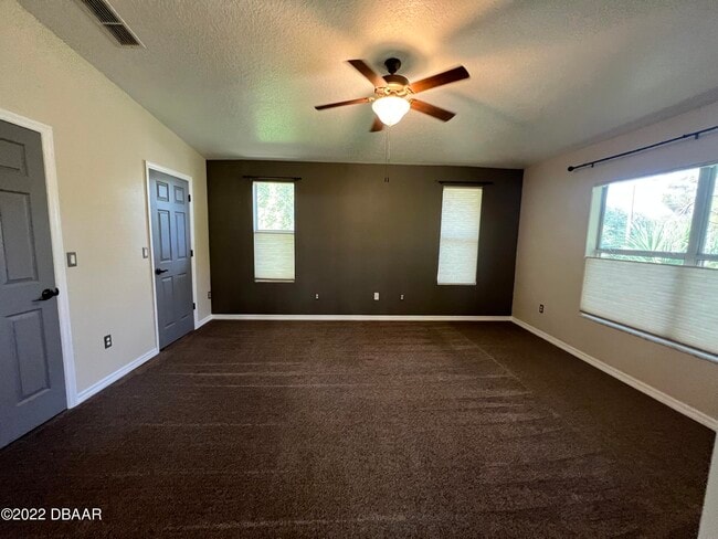 Building Photo - 100 Grey Widgeon Ct