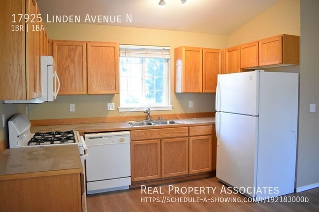 Building Photo - 17925 Linden Ave N