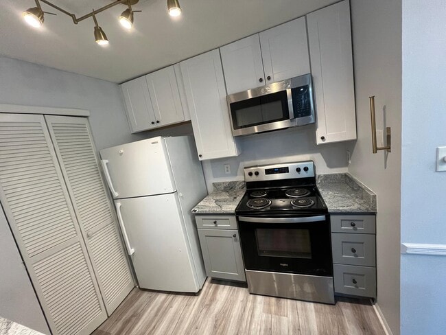 Building Photo - 1603 Britton Pl