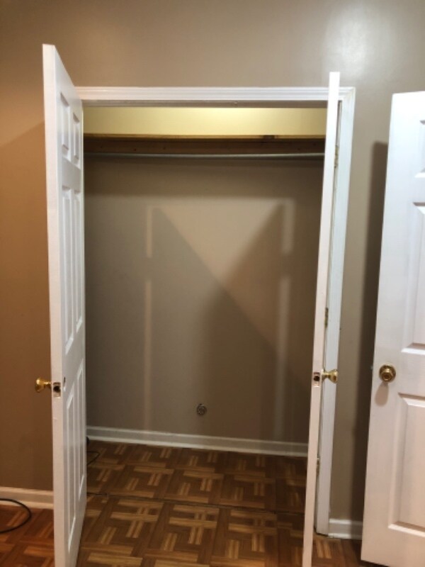 Building Photo - 1102 College St