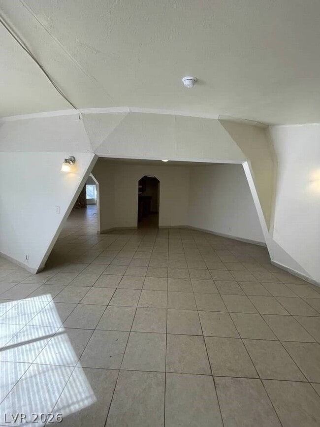 Building Photo - 1427 San Felipe Dr