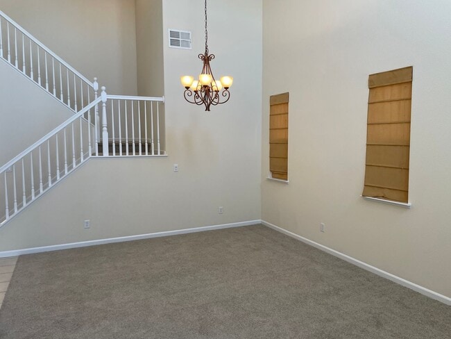 Building Photo - NICE TWO STORY HOME IN WEST ROSEVILLE