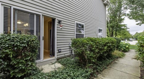 Building Photo - 1342 Orleans Dr