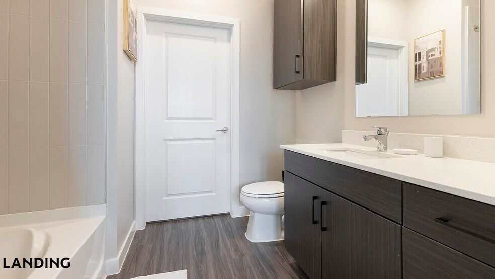 Building Photo - 14015 Univ Pass