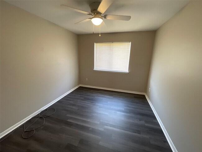 Building Photo - 1226 Bantry Meadow Dr