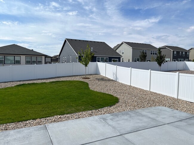 Building Photo - 4308 Big Horn Pkwy