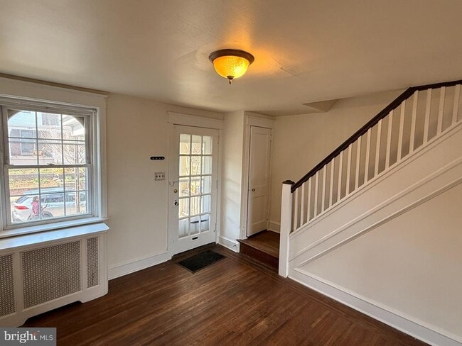 Building Photo - 3422 Tilden St