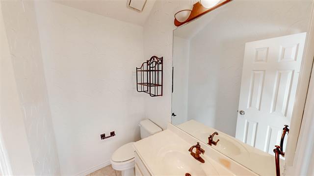 Building Photo - 2121 Stradivarius Ln
