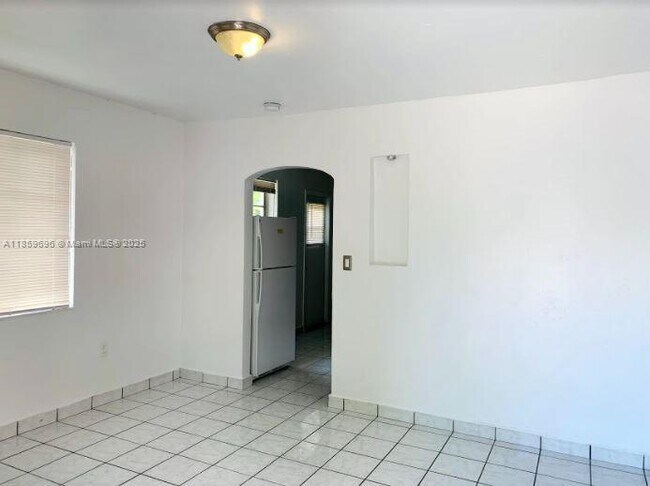 Building Photo - 774 NE 86th St