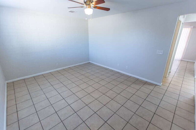 Building Photo - 1309 N Arbor Ave