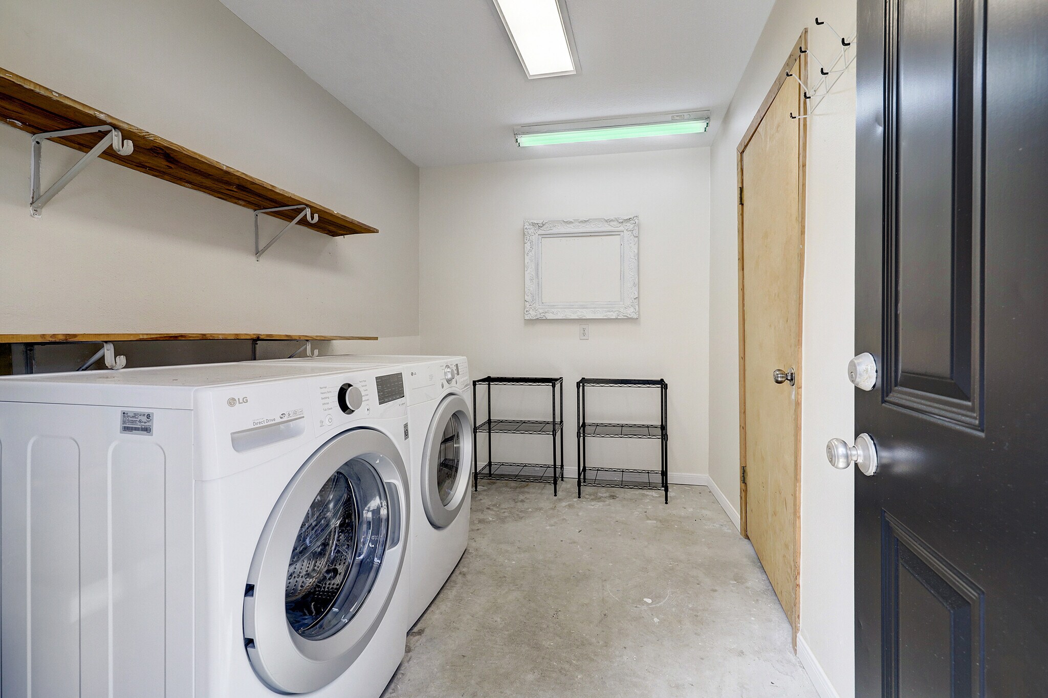 Laundry - 603 Euclid St