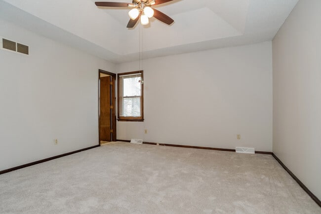Building Photo - 16403 W 139th St