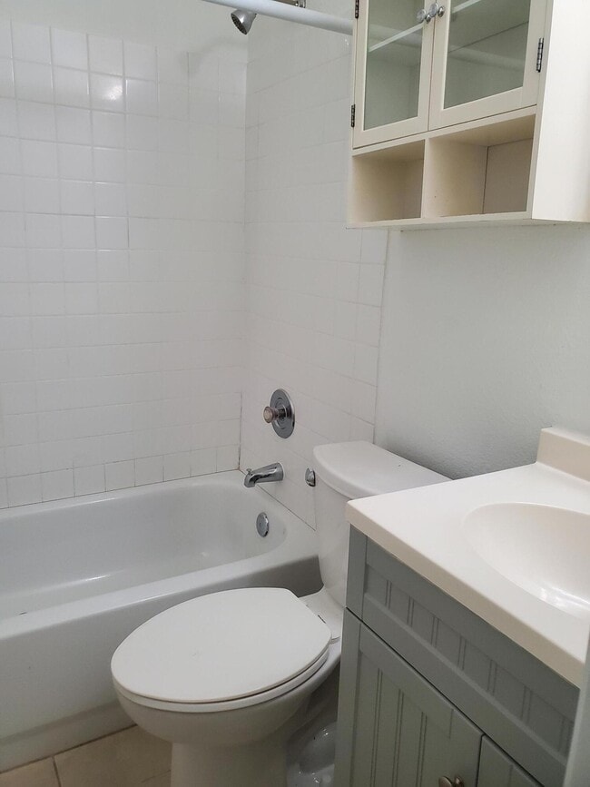 Building Photo - 4742 Hairland Dr