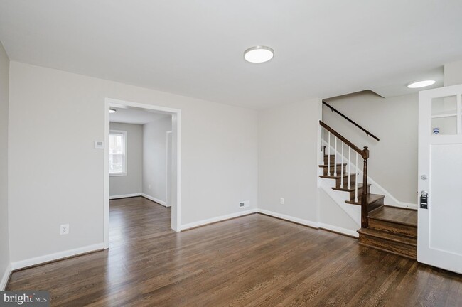 Building Photo - 72 Stemmers Run Rd