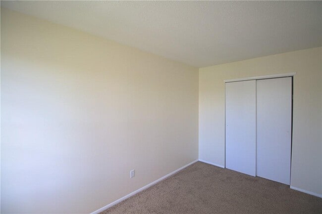 Building Photo - 2507 Whispering Hills Dr