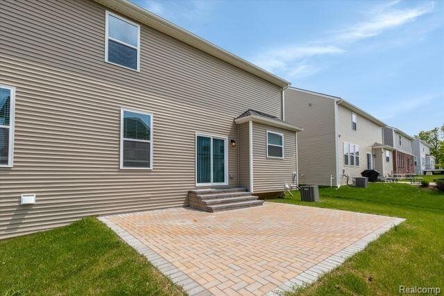 Building Photo - 286 Springview St