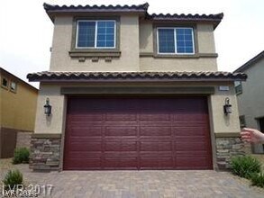Building Photo - 2252 Sky Island Dr