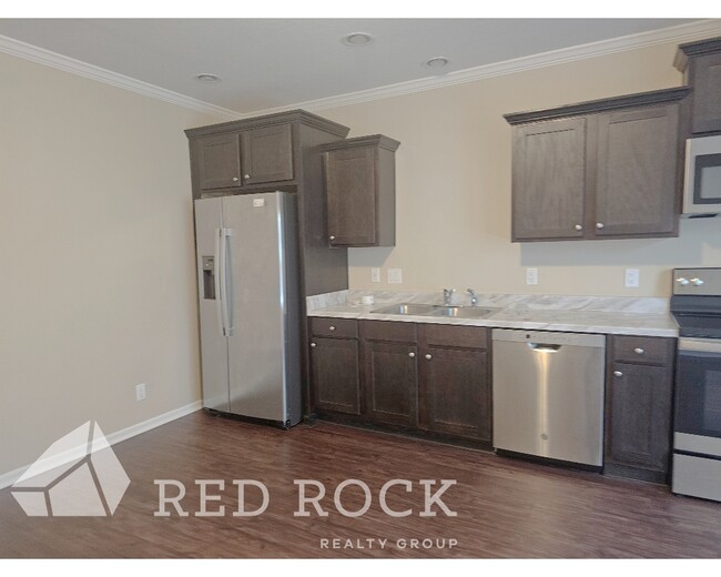 Kitchen Area - Avondwell Apartments in Avondale