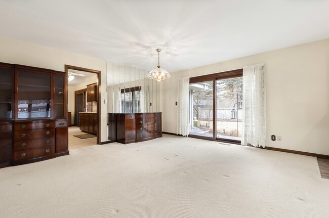 Building Photo - 5746 Berwick Pl