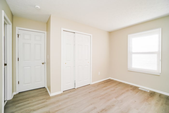 Building Photo - 3991 Briarbush Dr