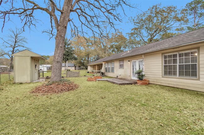 Building Photo - 20984 White Oak Ln