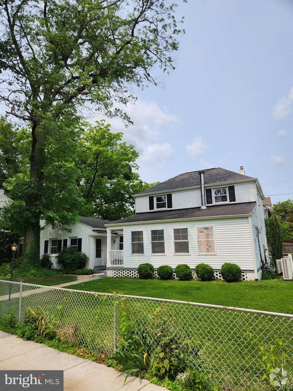 Building Photo - 4301 Kentbury Dr