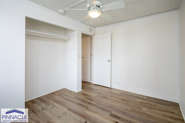 Building Photo - 2637 Kuilei St