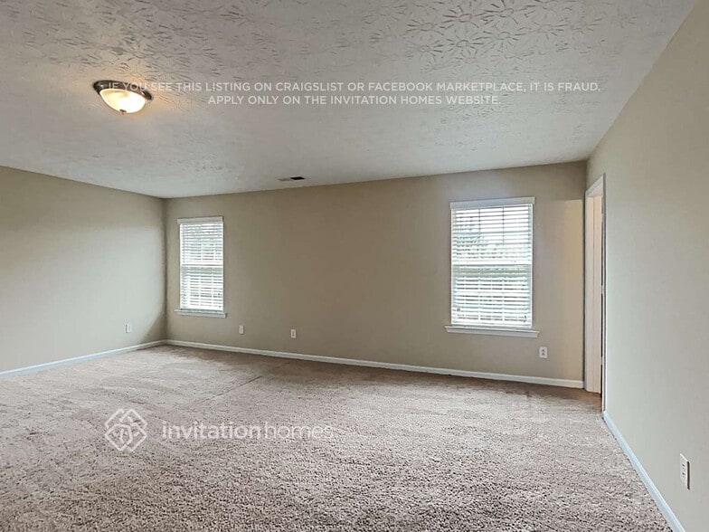 Building Photo - 2678 Dayview Ln