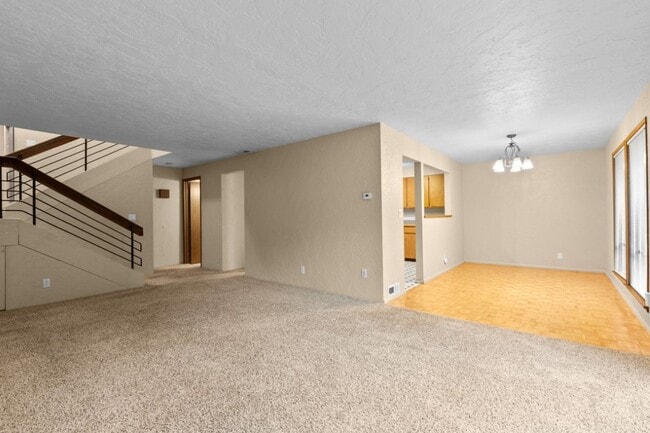 Building Photo - 3Bd/2Ba Seattle House