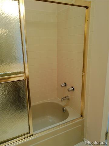 Building Photo - 6815 Ravencrest Dr