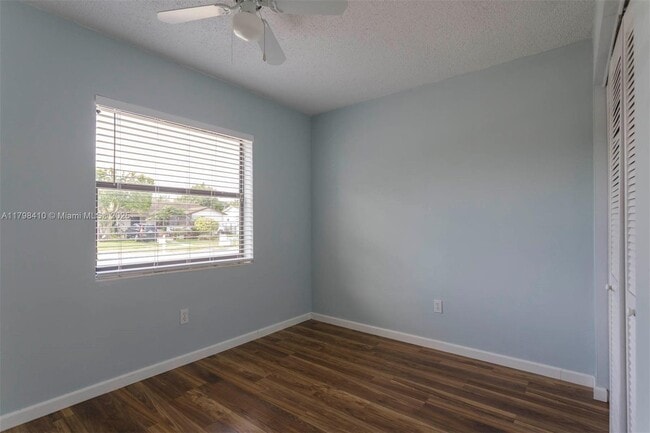 Building Photo - 10975 SW 158th Terrace