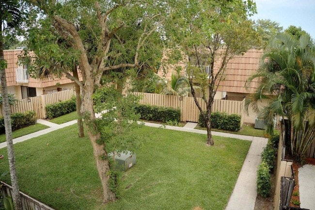 Building Photo - 593 Green Springs Pl