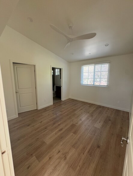 Building Photo - 230 W Cedar Ave