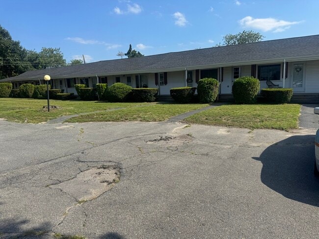 Building Photo - 2667 Cranberry Hwy