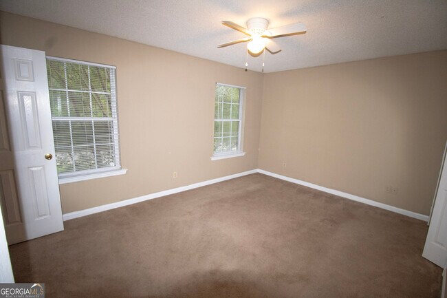 Building Photo - 1610 Drayton Ln