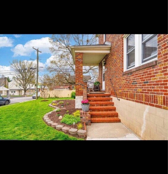 Building Photo - 7800 Tilmont Ave