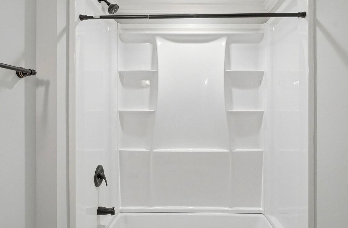 Building Photo - 445 Arnold Ave