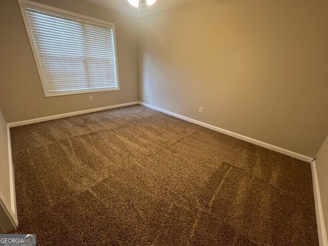Building Photo - 1157 Chateau Terrace